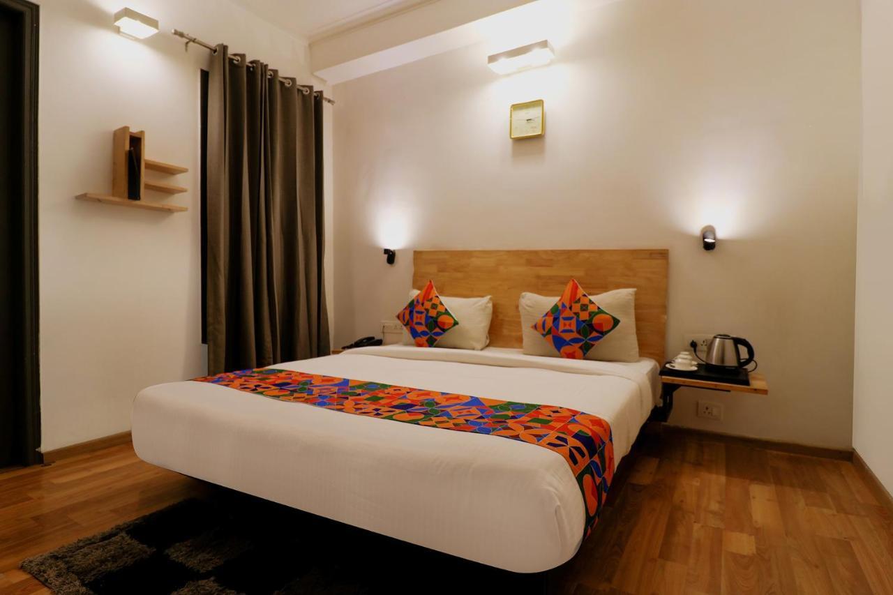 Fabhotel The Glory Gurgaon Exterior photo